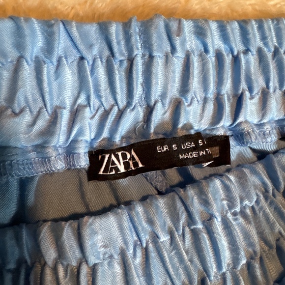 Shorts - Picture 2 of 2